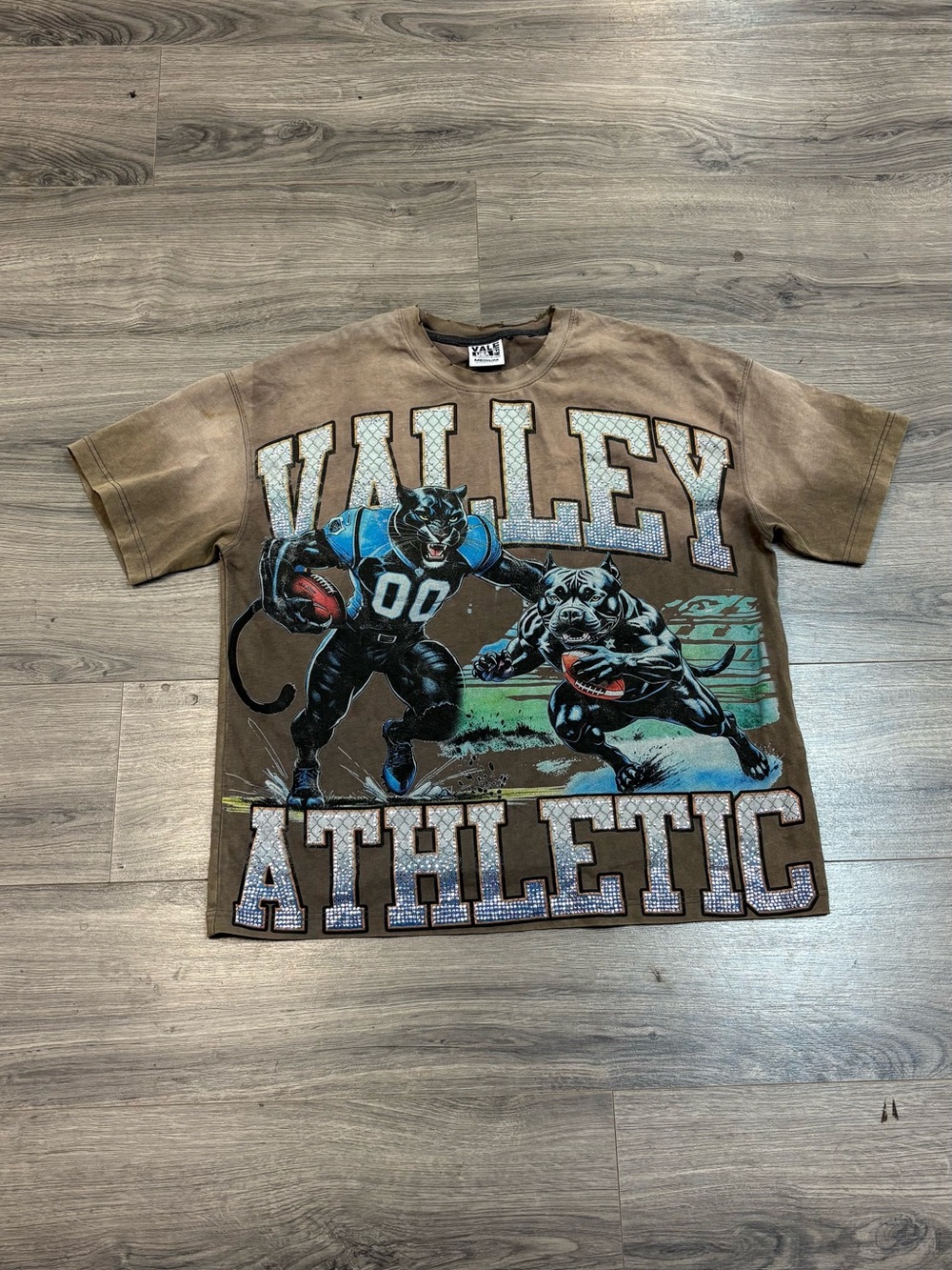 Vale live Brown Panther Graphic bling Short Sleeve Tee